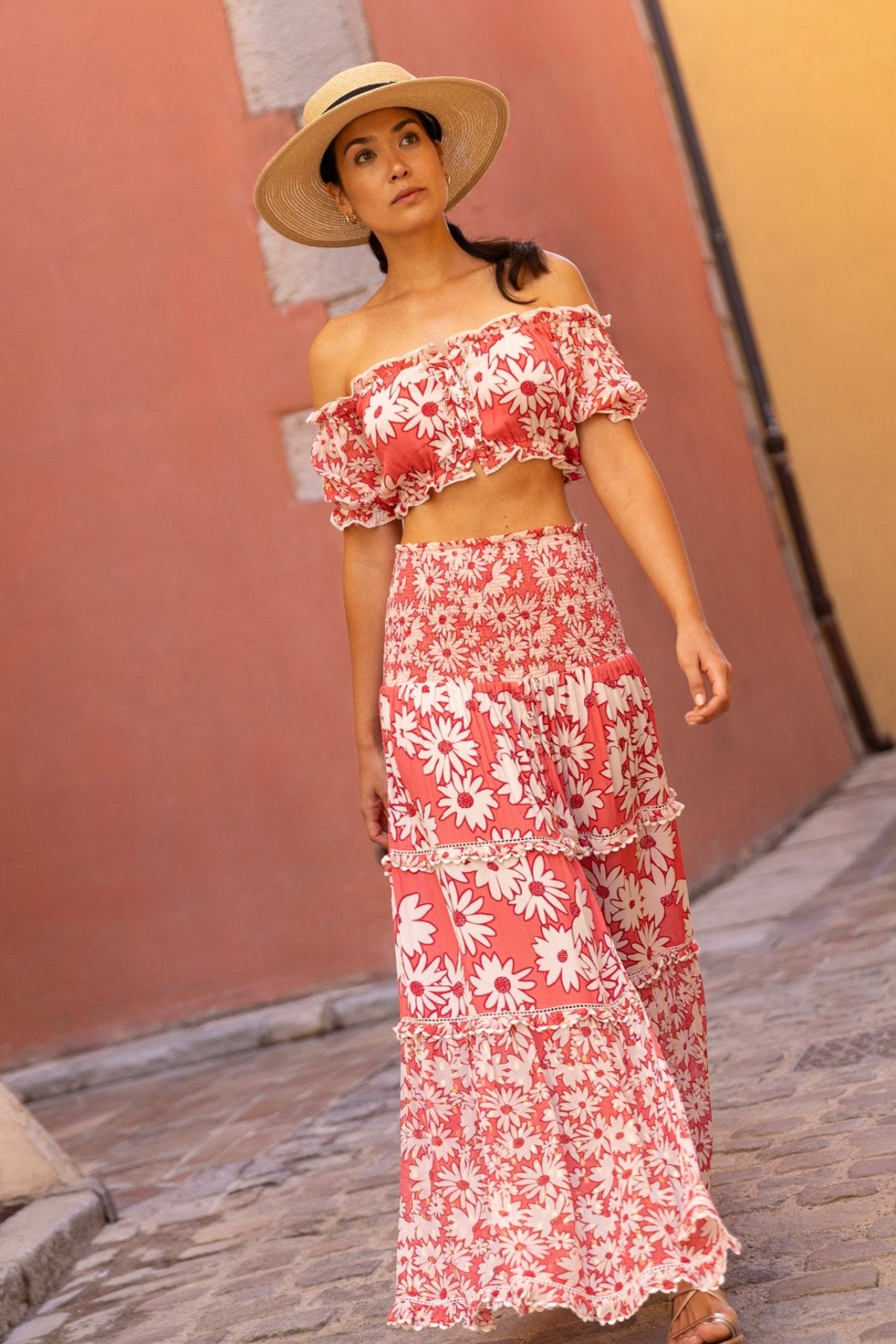 Antonella Daisy Skirt Red – Sunday St Tropez