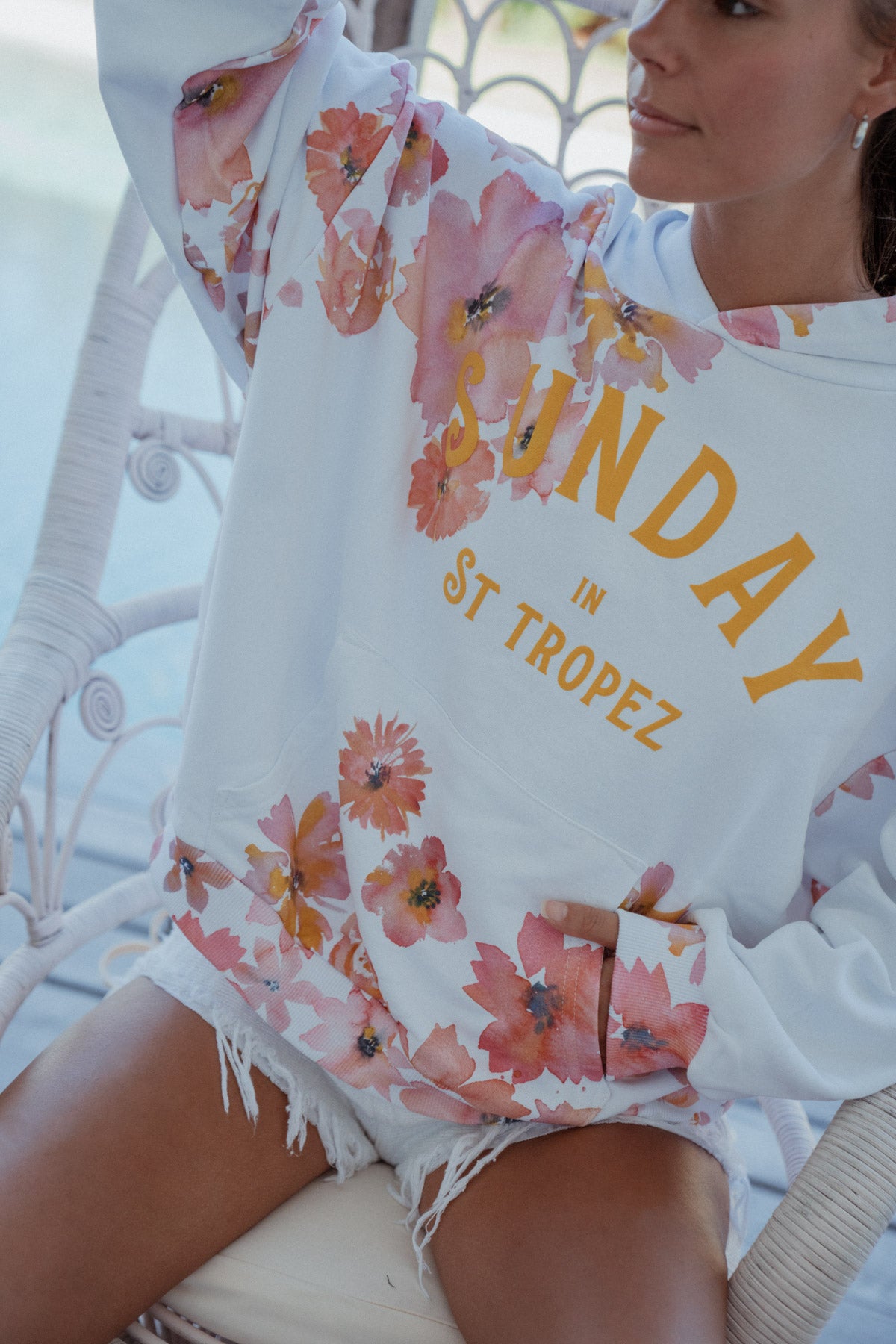 Manama Flower Sweater Pink