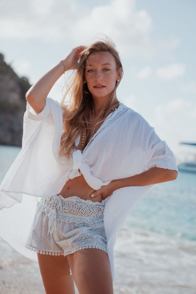 Ray Flower Embroidered Short Azur